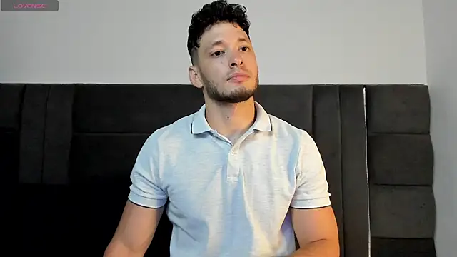 Snapshot of alejandro__2 chatting on 14, 4, 2026 alejandro 2 online show from 14, 4, 2026