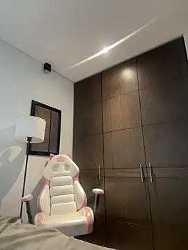 oriana zoeee online show from 16, 12, 2024