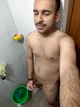 Snapshot of vishnuvinod_india chatting on 7, 3, 2025 vishnuvinod india online show from 7, 3, 2025