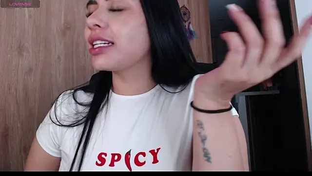 Snapshot of keyn_laurent_1 chatting on 2, 12, 2025 keyn laurent 1 online show from 2, 12, 2025