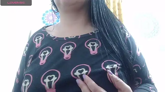 AmmyCollins online show from 2, 3, 2025