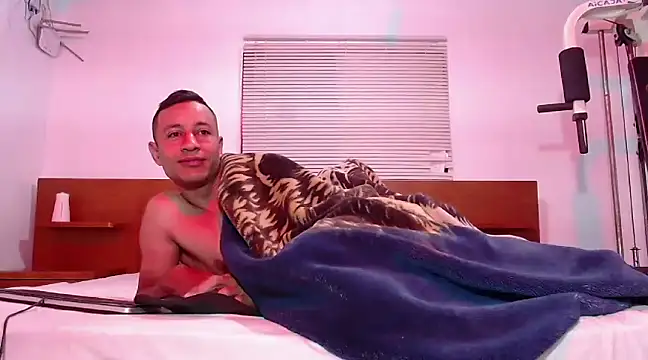 Snapshot of Maik_James chatting on 6, 2, 2025 Maik James online show from 6, 2, 2025