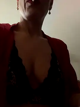 Snapshot of emprexkala chatting on 6, 10, 2025 emprexkala online show from 6, 10, 2025