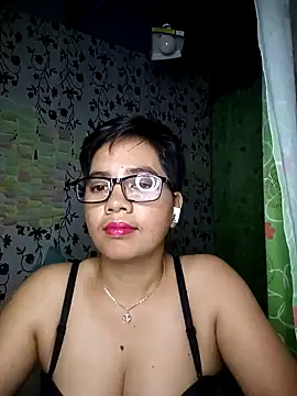 Snapshot of lovely_samxxx24 chatting on 16, 2, 2025 lovely samxxx24 online show from 16, 2, 2025