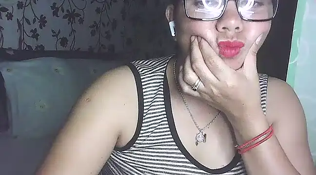 Snapshot of lovely_samxxx24 chatting on 27, 2, 2025 lovely samxxx24 online show from 27, 2, 2025