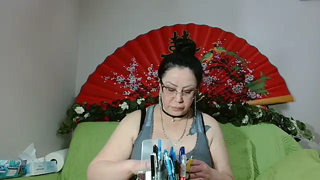 Snapshot of x__KHALEESI__x chatting on 24, 3, 2026 x KHALEESI x online show from 24, 3, 2026