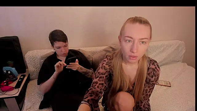 Snapshot of secret_dreams__ chatting on 24, 1, 2025 secret dreams online show from 24, 1, 2025