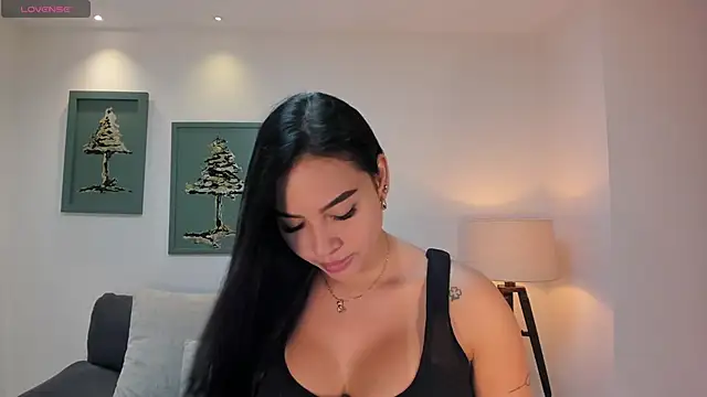 Snapshot of MollyJones_ chatting on 13, 5, 2026 MollyJones online show from 13, 5, 2026