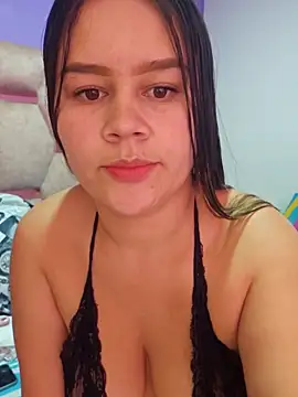 Snapshot of sweet_lucia chatting on 16, 3, 2026 sweet lucia online show from 16, 3, 2026