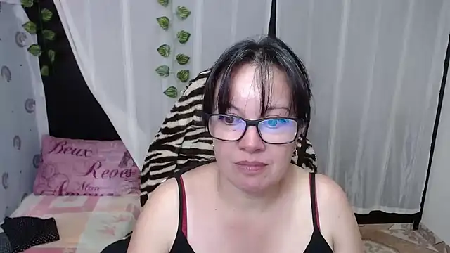 Snapshot of Sonialorens_ chatting on 28, 1, 2025 Sonialorens  online show from 28, 1, 2025