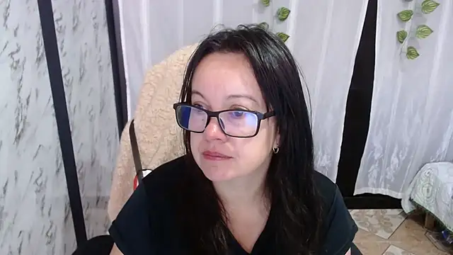 Snapshot of Sonialorens_ chatting on 1, 3, 2025 Sonialorens  online show from 1, 3, 2025