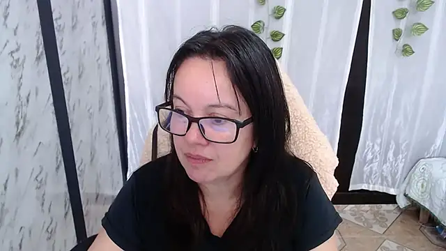 Snapshot of Sonialorens_ chatting on 1, 3, 2025 Sonialorens  online show from 1, 3, 2025