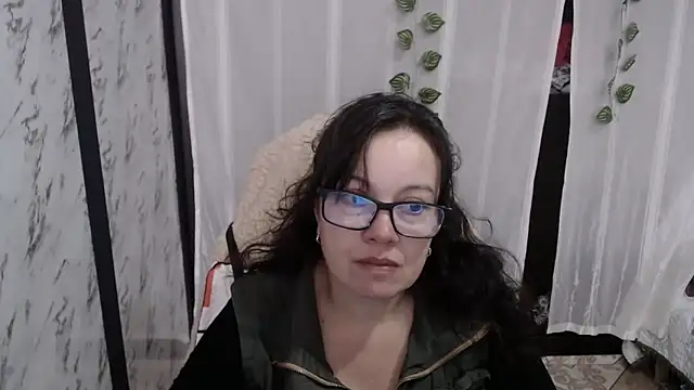 Snapshot of Sonialorens_ chatting on 5, 3, 2025 Sonialorens  online show from 5, 3, 2025