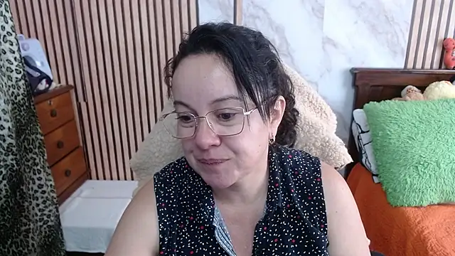 Snapshot of Sonialorens_ chatting on 19, 9, 2025 Sonialorens  online show from 19, 9, 2025