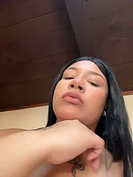 Snapshot of IamSashaLuv chatting on 19, 2, 2026 IamSashaLuv online show from 19, 2, 2026