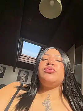 Snapshot of IamSashaLuv chatting on 3, 3, 2026 IamSashaLuv online show from 3, 3, 2026