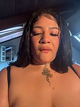 Snapshot of IamSashaLuv chatting on 25, 3, 2026 IamSashaLuv online show from 25, 3, 2026