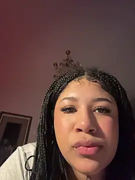 Snapshot of IamSashaLuv chatting on 9, 4, 2026 IamSashaLuv online show from 9, 4, 2026