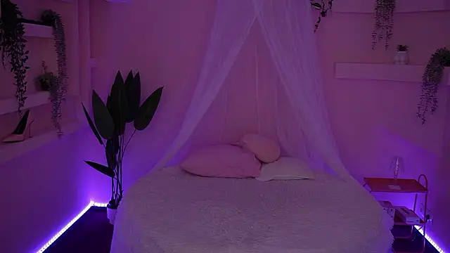 Sexy Ira online show from 8, 12, 2024