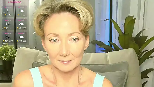 AkexandraFix online show from 7, 11, 2025