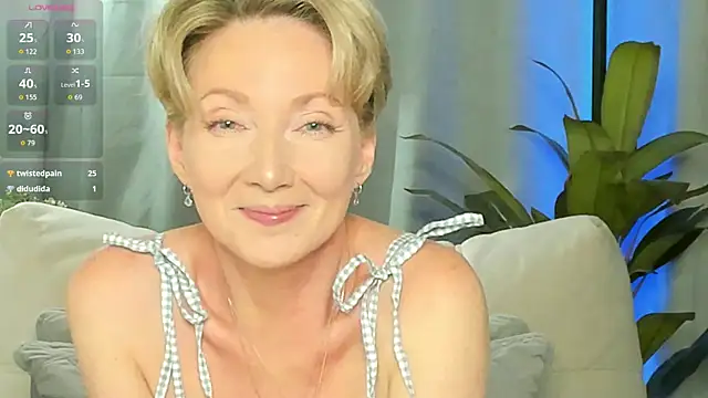 Snapshot of AkexandraFix chatting on 27, 4, 2026 AkexandraFix online show from 27, 4, 2026