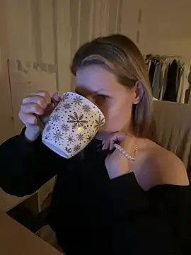 MaryHiggins online show from 8, 2, 2026