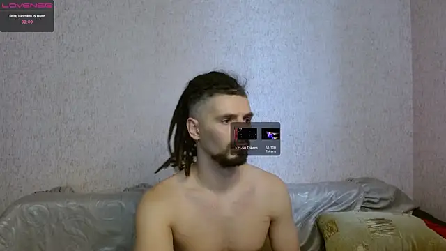 Snapshot of Aestheticguy101 chatting on 6, 3, 2025 Aestheticguy101 online show from 6, 3, 2025