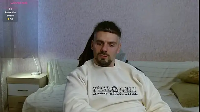 Snapshot of Aestheticguy101 chatting on 17, 10, 2025 Aestheticguy101 online show from 17, 10, 2025