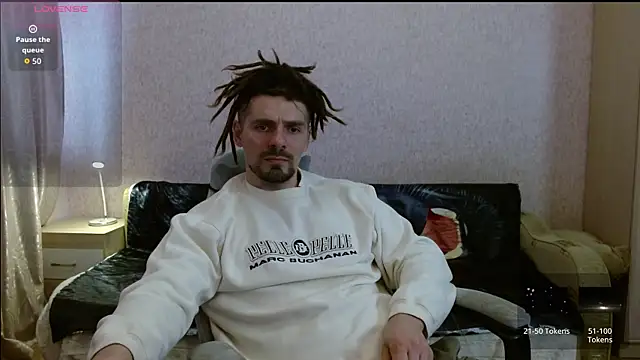 Snapshot of Aestheticguy101 chatting on 13, 4, 2026 Aestheticguy101 online show from 13, 4, 2026