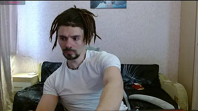 Snapshot of Aestheticguy101 chatting on 22, 4, 2026 Aestheticguy101 online show from 22, 4, 2026