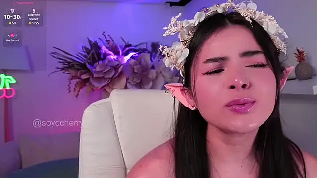 Snapshot of soyccherry_ chatting on 6, 4, 2026 soyccherry online show from 6, 4, 2026