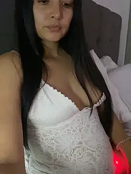 Snapshot of vellaAngel chatting on 9, 4, 2026 vellaAngel online show from 9, 4, 2026