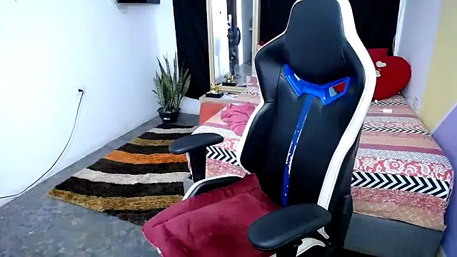 marysol83 online show from 22, 2, 2025