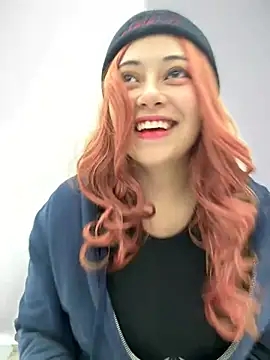 Snapshot of seraphine23 chatting on 24, 1, 2025 seraphine23 online show from 24, 1, 2025