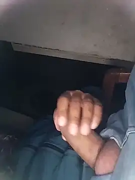 Snapshot of Pitercom chatting on 5, 3, 2025 Pitercom online show from 5, 3, 2025