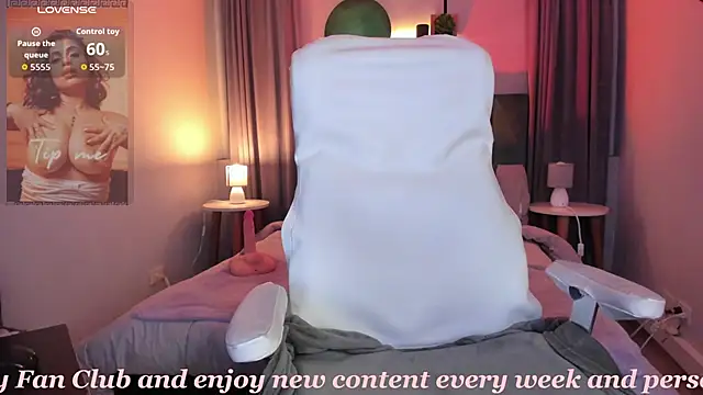 Galilea Fox online show from 31, 10, 2025