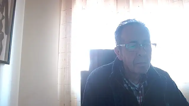 Snapshot of TonyComa chatting on 14, 1, 2026 TonyComa online show from 14, 1, 2026