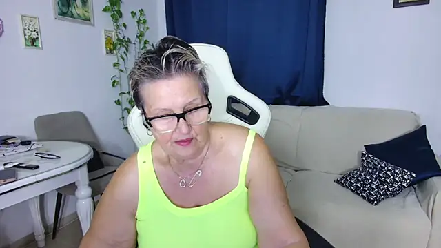 Selenna57 online show from 14, 2, 2026