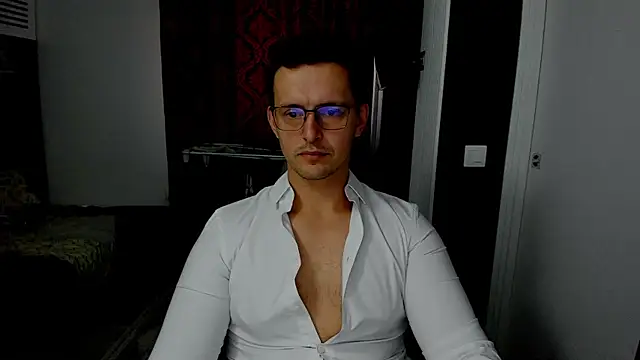 sexxymuscles4u online show from 31, 10, 2025