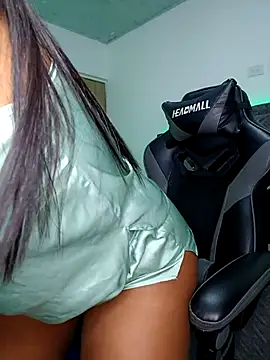 Snapshot of nashiira_ chatting on 3, 2, 2026 nashiira online show from 3, 2, 2026