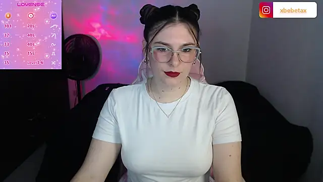 Snapshot of xxbbtaa chatting on 6, 3, 2025 xxbbtaa online show from 6, 3, 2025