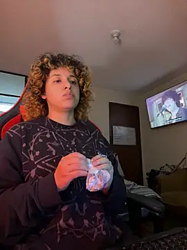 EmmaMelissa0521 online show from 15, 4, 2026