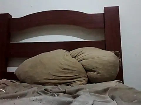 Snapshot of Faelpauzudo13 chatting on 13, 4, 2026 Faelpauzudo13 online show from 13, 4, 2026