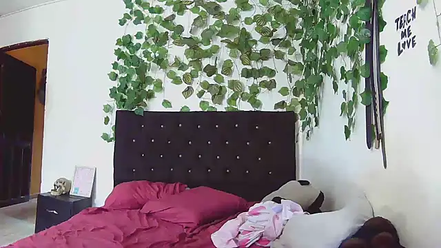 caribbeanlover1 online show from 1, 11, 2025