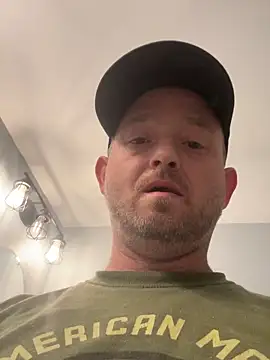 Snapshot of smokeymt420 chatting on 6, 4, 2026 smokeymt420 online show from 6, 4, 2026