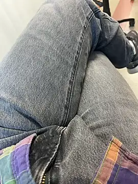 Snapshot of bigshow112 chatting on 3, 12, 2024 bigshow112 online show from 3, 12, 2024