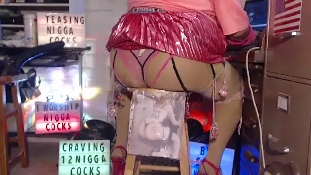 Snapshot of tgirljillforbbc chatting on 28, 9, 2025 tgirljillforbbc online show from 28, 9, 2025