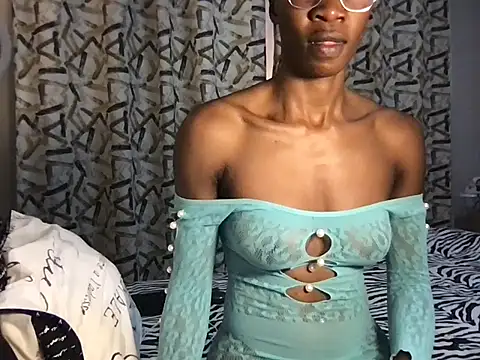 Snapshot of choco_petite chatting on 27, 2, 2025 choco petite online show from 27, 2, 2025