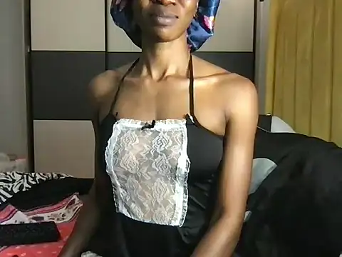 Snapshot of choco_petite chatting on 28, 2, 2025 choco petite online show from 28, 2, 2025