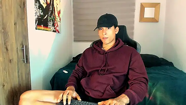 Snapshot of Liam_V chatting on 10, 1, 2025 Liam V online show from 10, 1, 2025